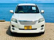Toyota Vanguard 2010 White for sale