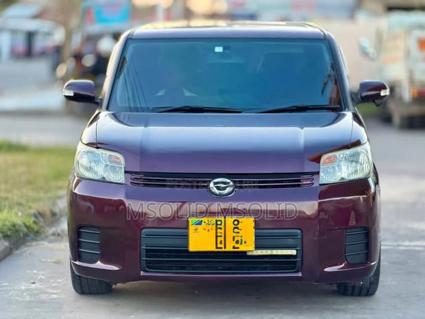 Toyota Corolla Rumion 2010 Burgundy