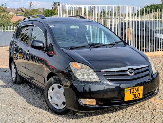 Toyota Corolla Spacio 2005 Black