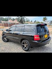 Toyota Kluger 2004 Black for sale