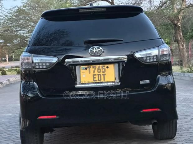 Toyota Wish 2009 Black