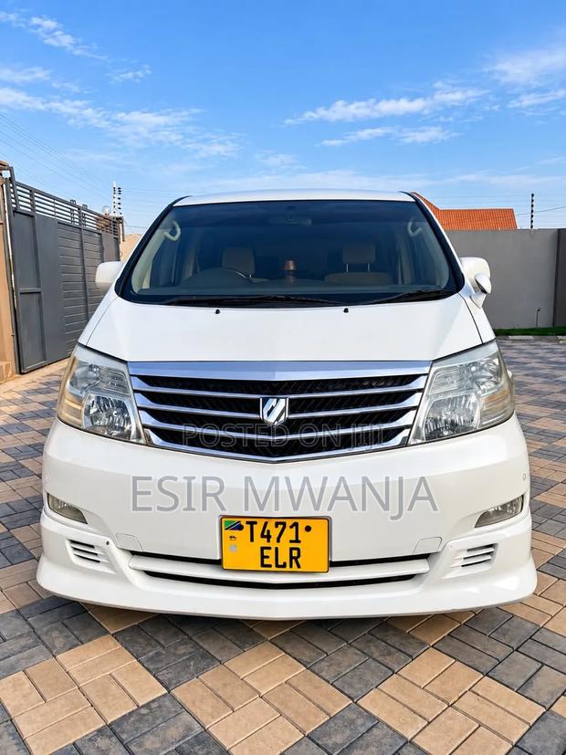 Toyota Alphard 2006 White