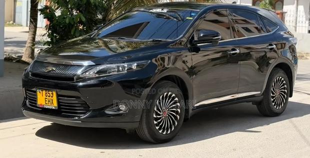 Toyota Harrier 2016 Black