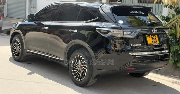Toyota Harrier 2016 Black