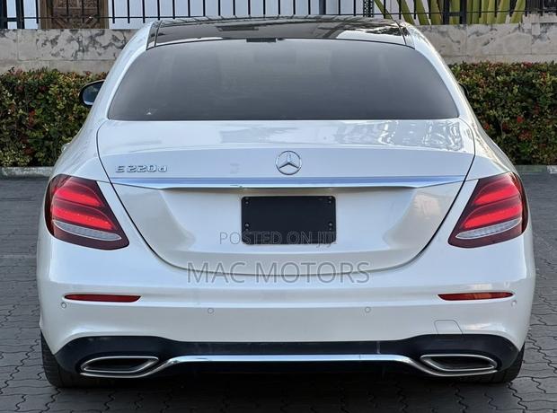 Mercedes-Benz E200 2017 White