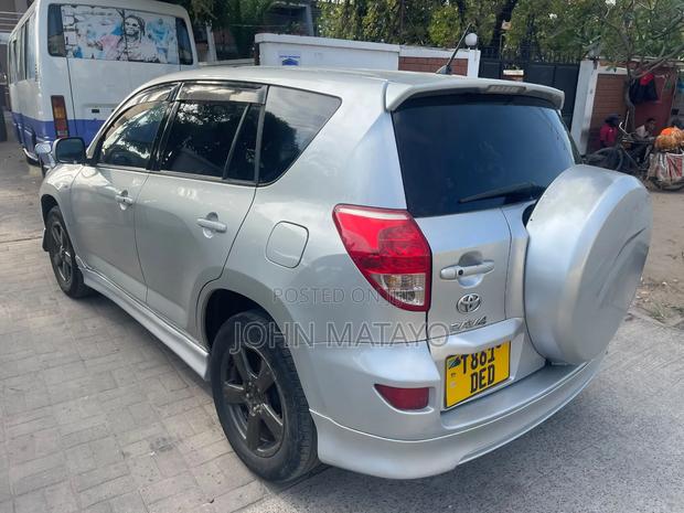 Toyota RAV4 2006 Silver