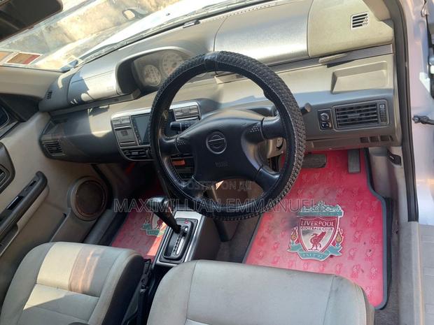 Nissan X-Trail 2009 Silver