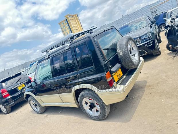Suzuki Escudo 1997 Blue