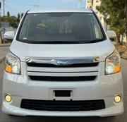 Toyota Noah 2009 White for sale