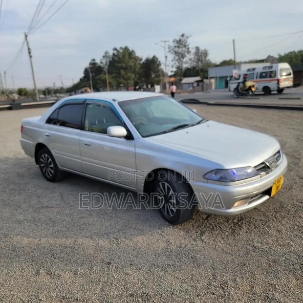 Toyota Carina 2001 Silver