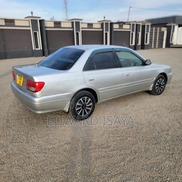 Toyota Carina 2001 Silver