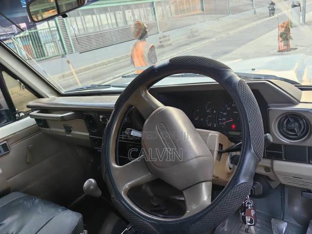 Toyota Land Cruiser 2008 White