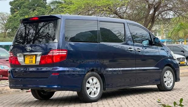 Toyota Alphard 2006 Blue