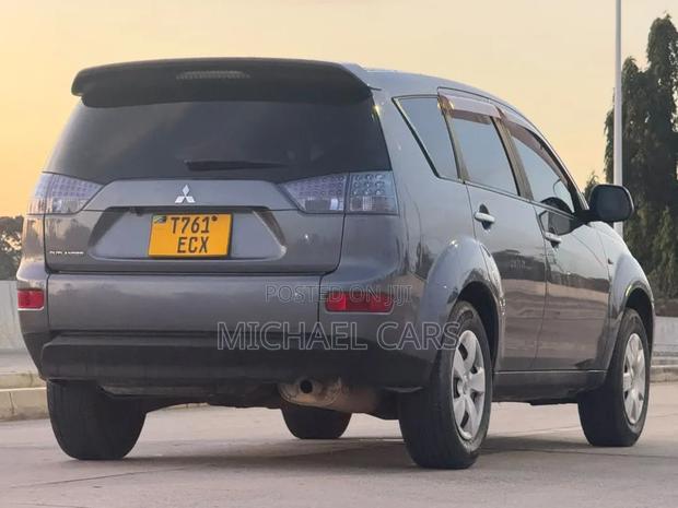 Mitsubishi Outlander 2006 Silver