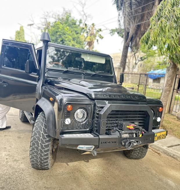 Land Rover Defender 2015 Gray