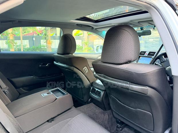 Toyota Crown 2008 White