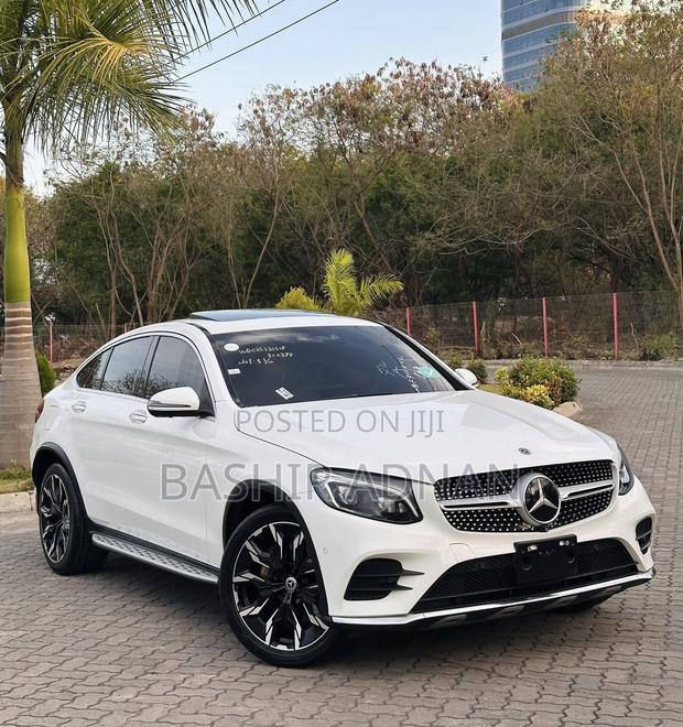 Mercedes-Benz GLC-Class 2017 Off white