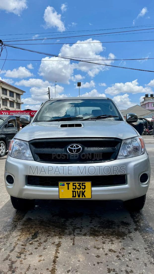 Toyota Hilux 2.5 Cab 2005 Silver