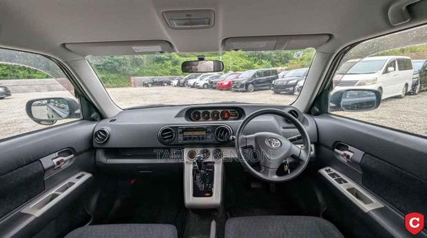 Toyota Corolla Rumion Hatchback 1.5 FWD 2008 Black
