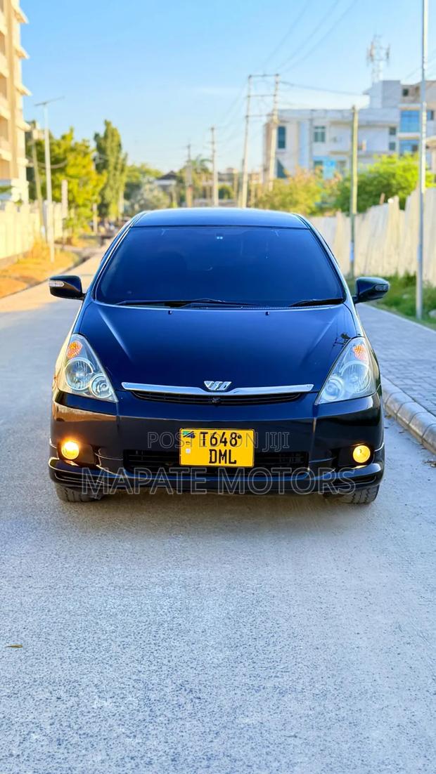 Toyota Wish 2004 Black
