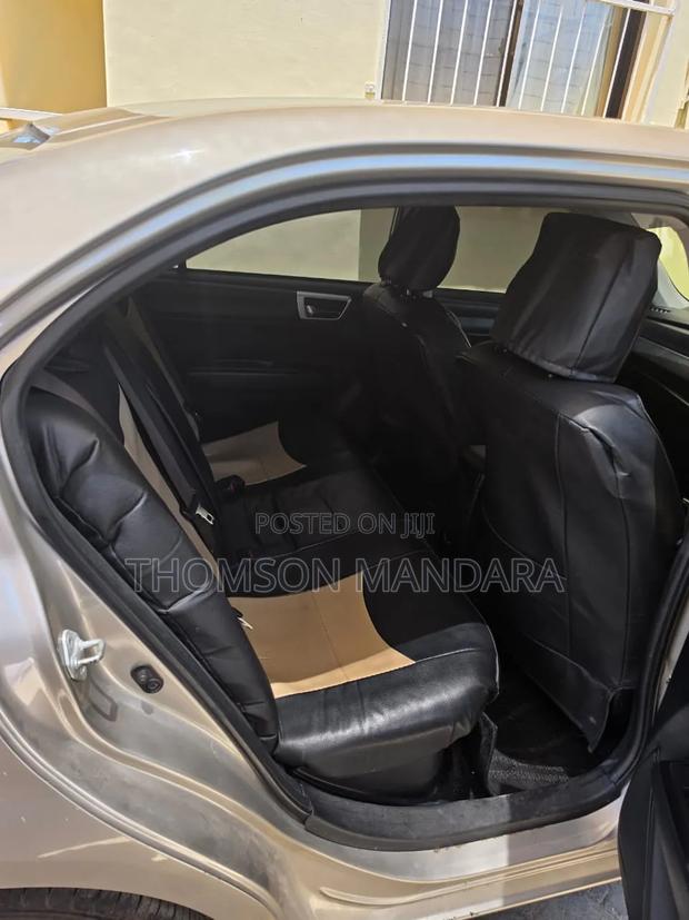 Toyota Corolla 2014 Silver