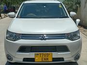 Mitsubishi Outlander 2014 White for sale