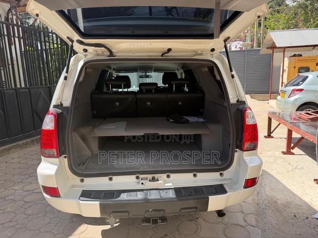 Toyota Hilux Surf 2007 White