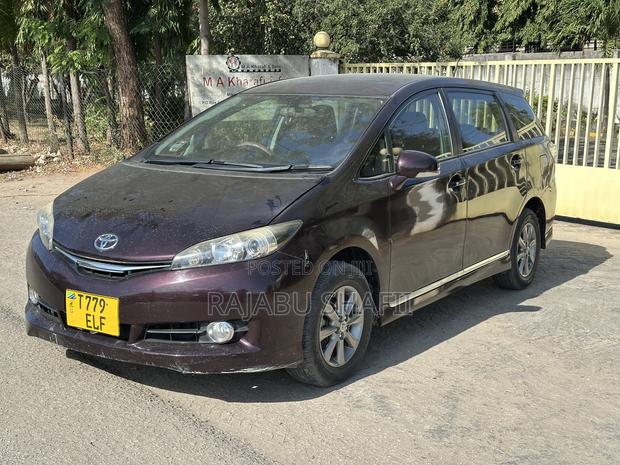 Toyota Wish 2014
