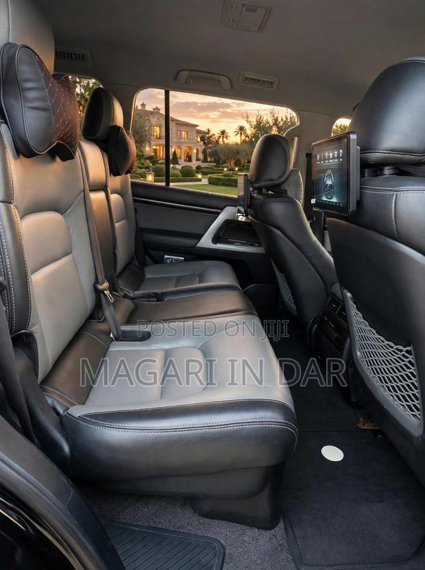 Toyota Land Cruiser 2014 Black