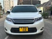 Toyota Harrier 2.0 4WD 2015 White for sale
