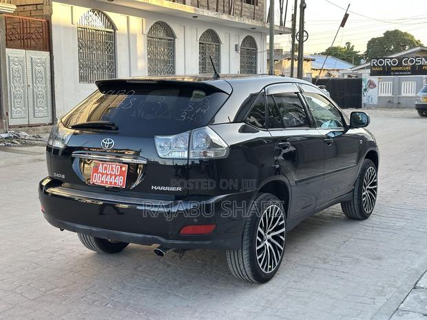 Toyota Harrier 2.4 2005 Black