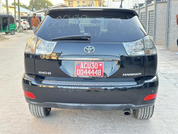 Toyota Harrier 2.4 2005 Black
