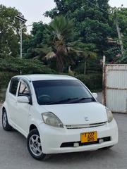 Toyota Passo 2005 White for sale