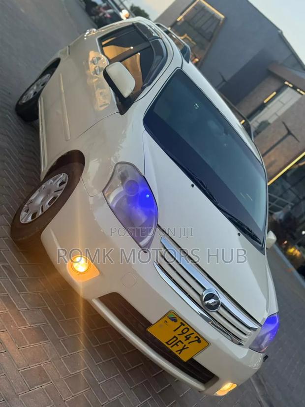 Toyota Raum 2007 White