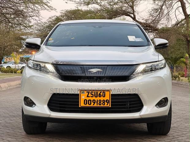 Toyota Harrier 2016 Pearl