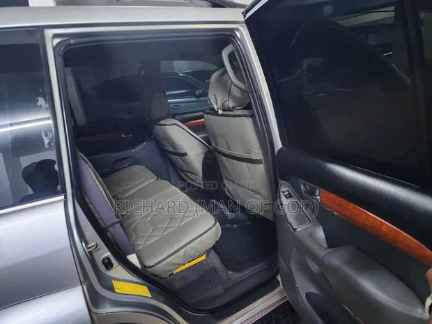 Toyota Land Cruiser Prado 2006 Silver