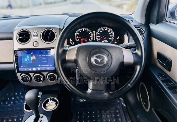 Mazda Verisa 2009 Blue