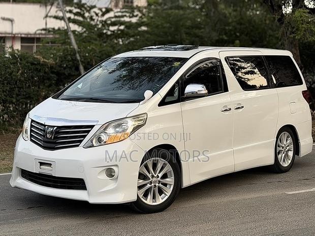 Toyota Alphard 2009 White