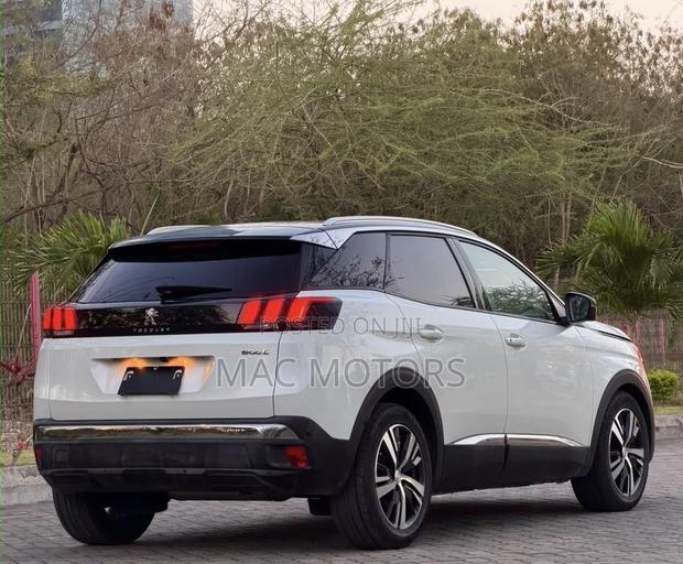 Peugeot 3008 2018 White