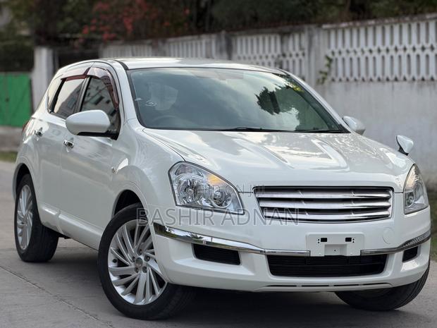 Nissan Dualis 2012 White