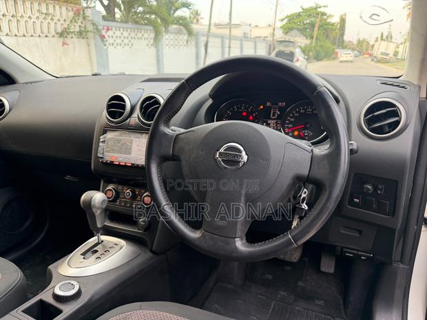 Nissan Dualis 2012 White