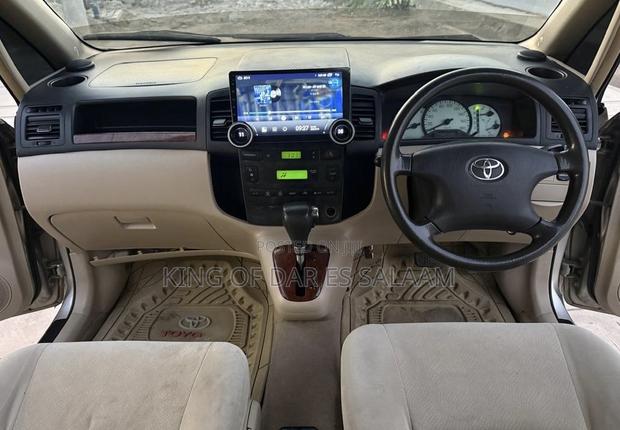 Toyota Corolla Spacio 2002 Silver