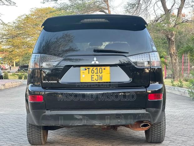 Mitsubishi Outlander 2009 Black