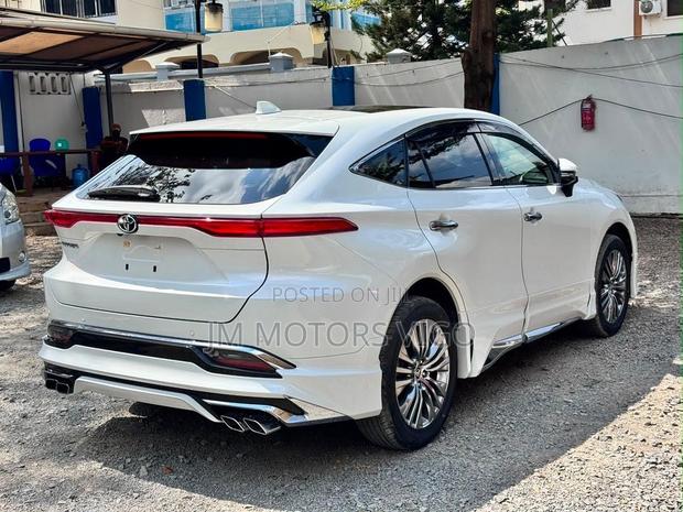 Toyota Harrier 2021 Pearl