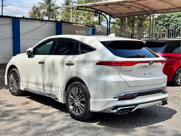 Toyota Harrier 2021 Pearl