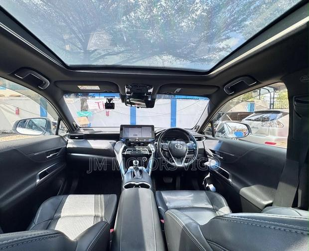 Toyota Harrier 2021 Pearl