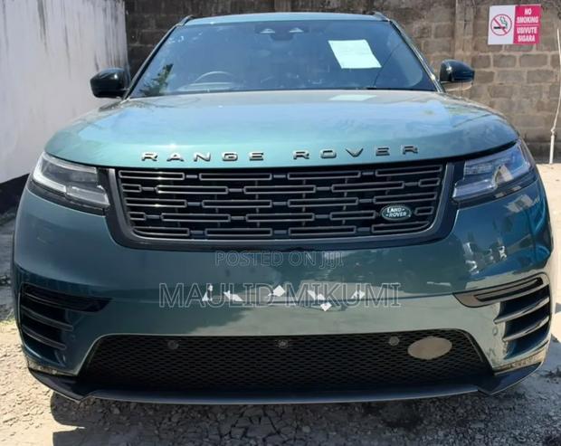 Land Rover Range Rover Velar 2025 Green