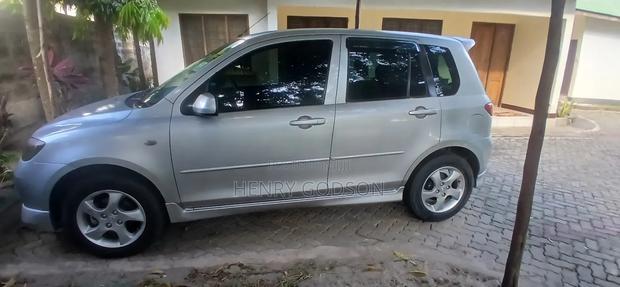 Mazda Demio 2003 Silver