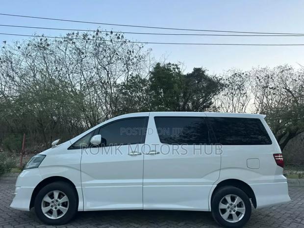 Toyota Alphard 2007 White
