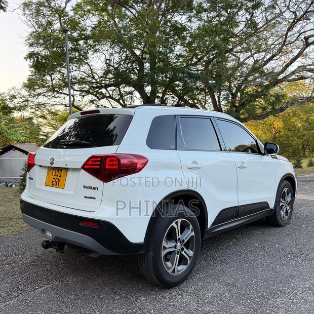 Suzuki Grand Vitara 2015 White